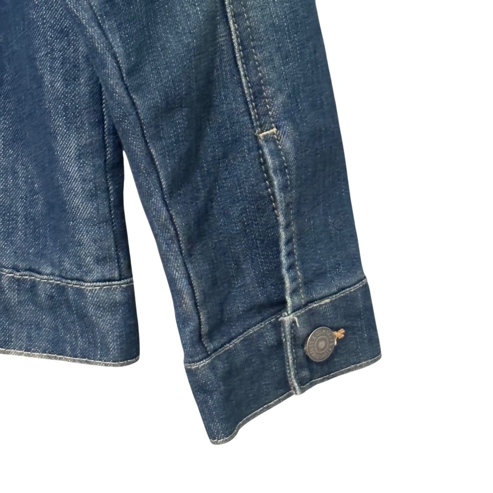 Levis Girls Denim Trucker Jacket Medium Wash Blue 7747-M7G Size M 10-12 YRS - Picture 5 of 8